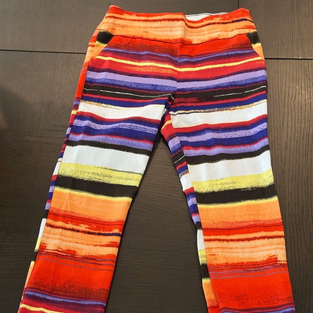 NEW w/o tags NY & Co. Pull-On Capri Stretch Pants